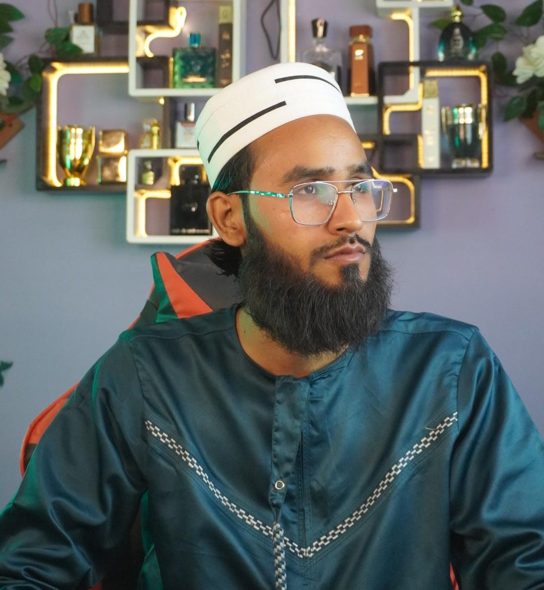 Akram Aziz